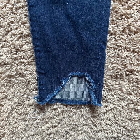 7 For All Mankind the ankle skinny jeans - Picture 5 of 7